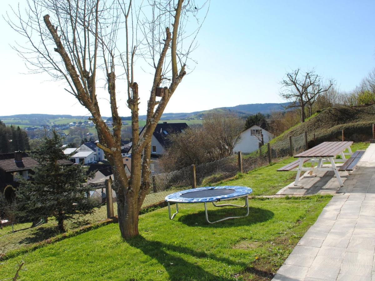 Charming Apartment In Gerolstein Germany With Large Verandah Exterior foto